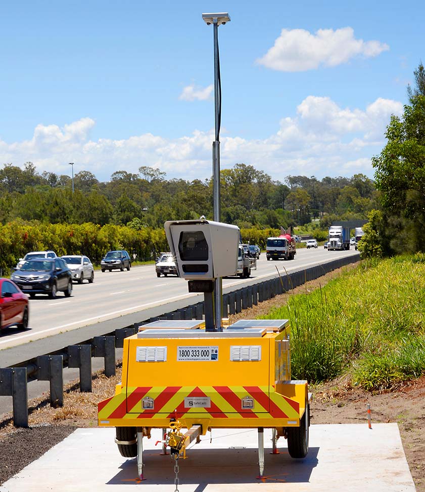 Image showing the front and side view of a mobile equipment trailer
