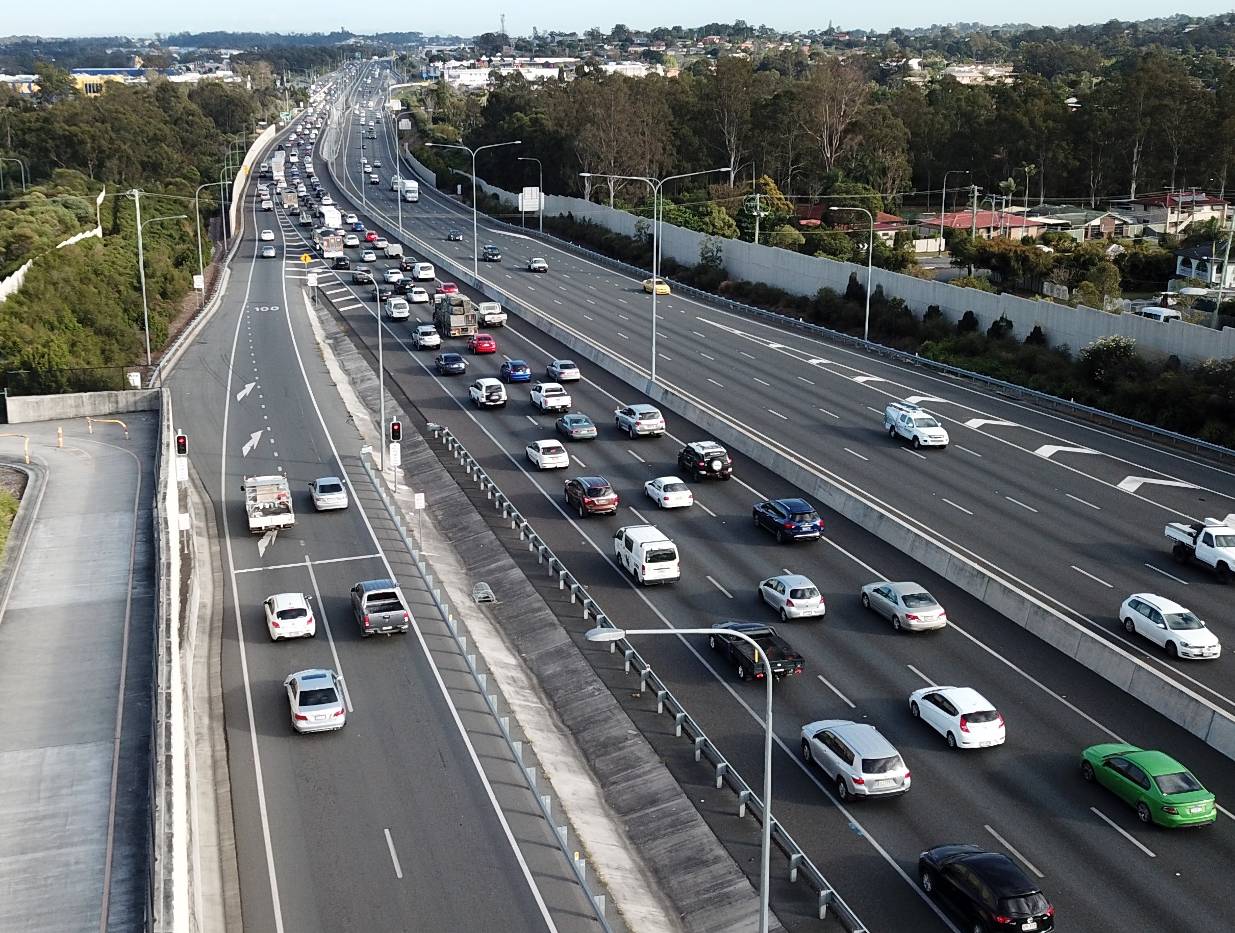 Ramp signalling traffic signals for vehicles entering the motorway